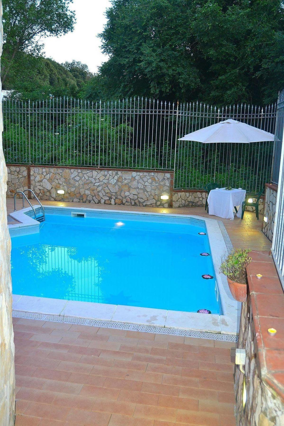 나폴리 I Giardini Di Capodimonte 2 B&B 외부 사진
