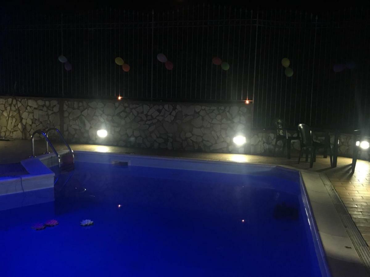 나폴리 I Giardini Di Capodimonte 2 B&B 외부 사진